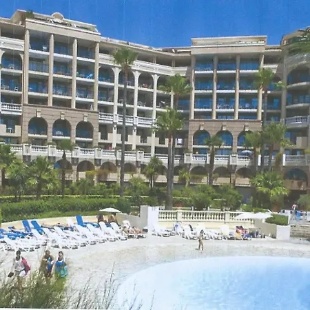 Lejlighed Bord & Vue Piscine