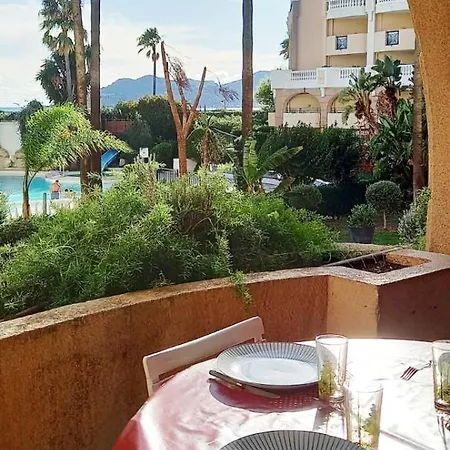 Bord & Vue Piscine * Cannes